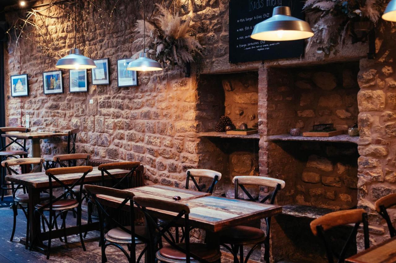 The Sun Hotel & Bar Lancaster Esterno foto