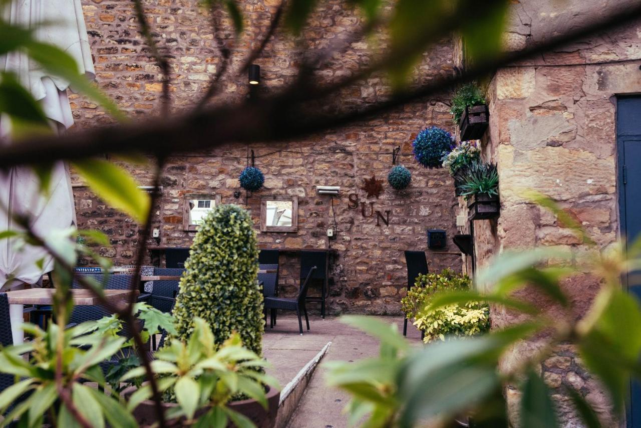 The Sun Hotel & Bar Lancaster Esterno foto