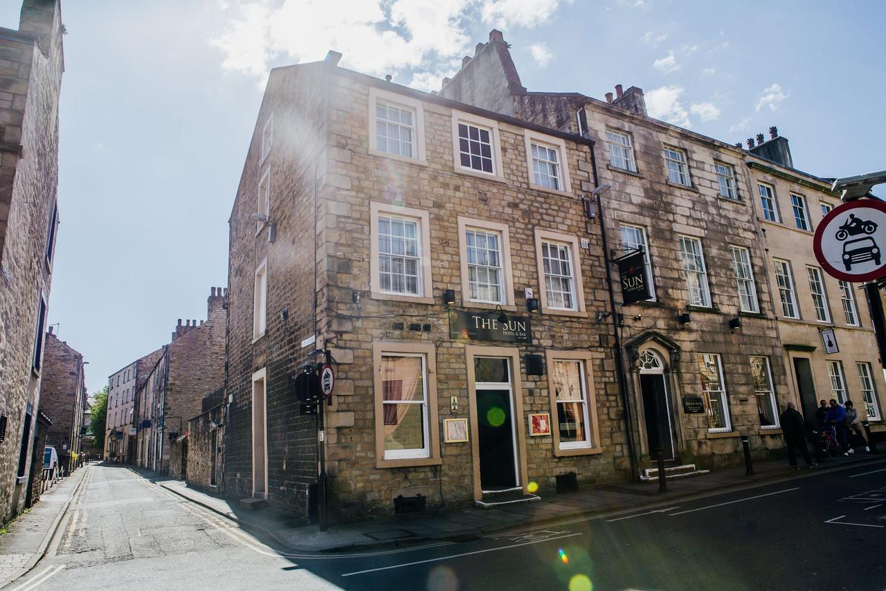 The Sun Hotel & Bar Lancaster Esterno foto